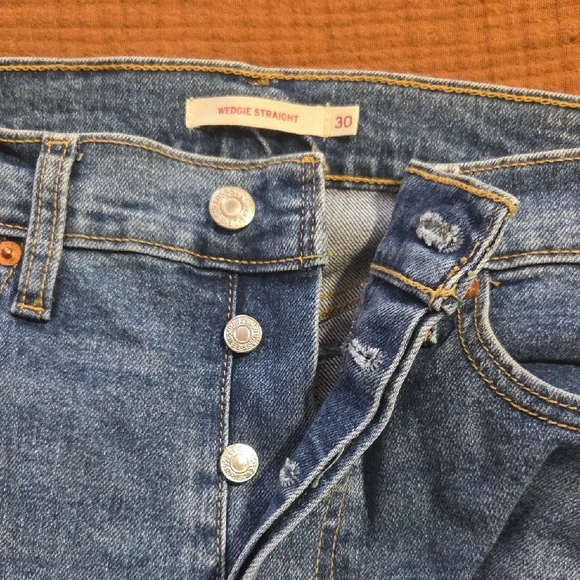 Levi's Women's Blue Straight Leg Jeans - Picture 3 of 7